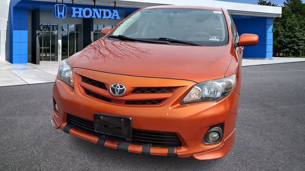 Thumbnail: 2013 Toyota Corolla - 3