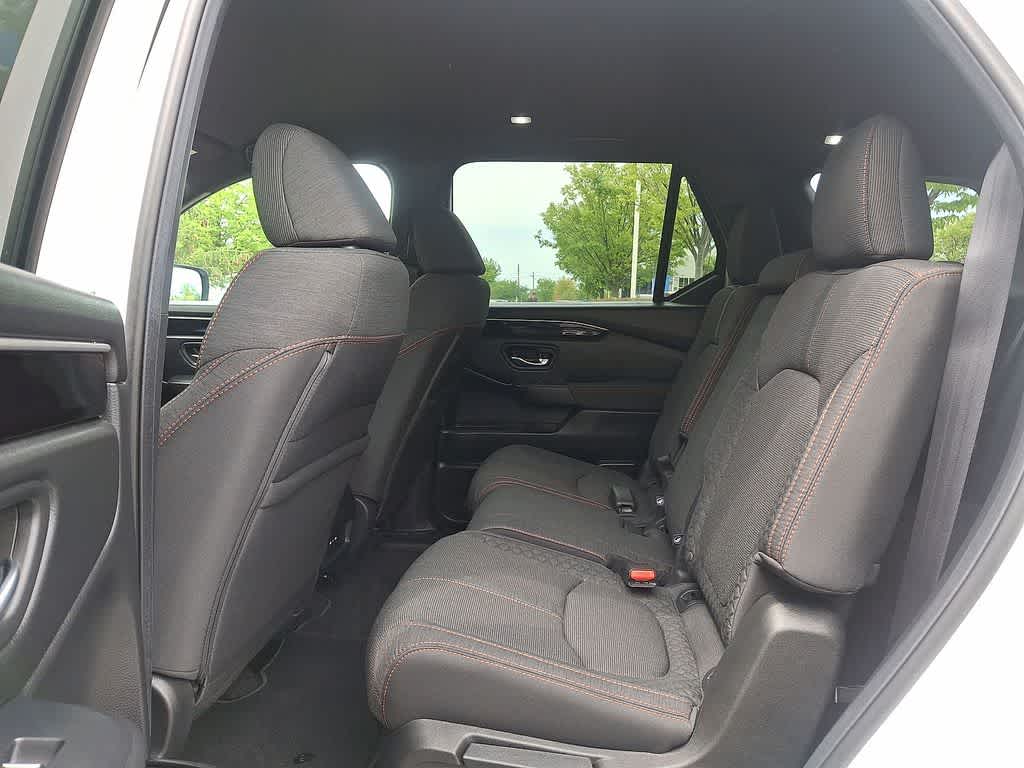 Thumbnail: 2025 Honda Pilot - 20