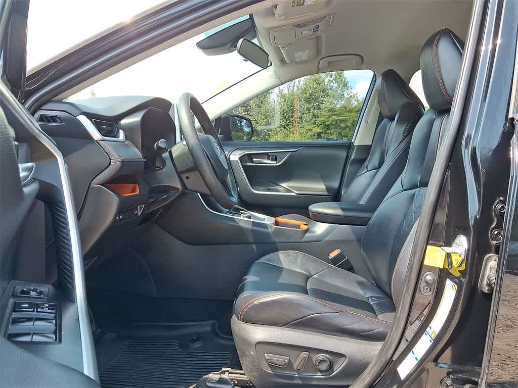 Thumbnail: 2019 Toyota RAV4 - 11