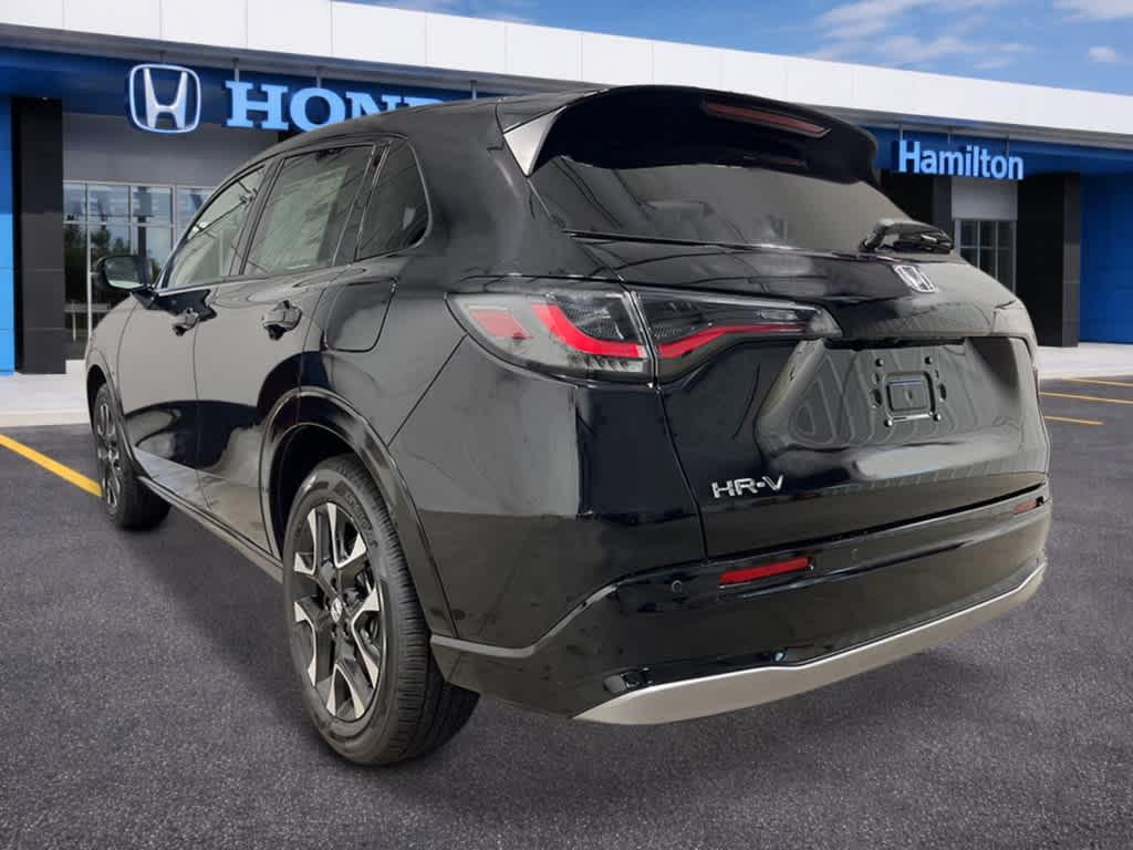 Thumbnail: 2027 Honda HR-V - 3