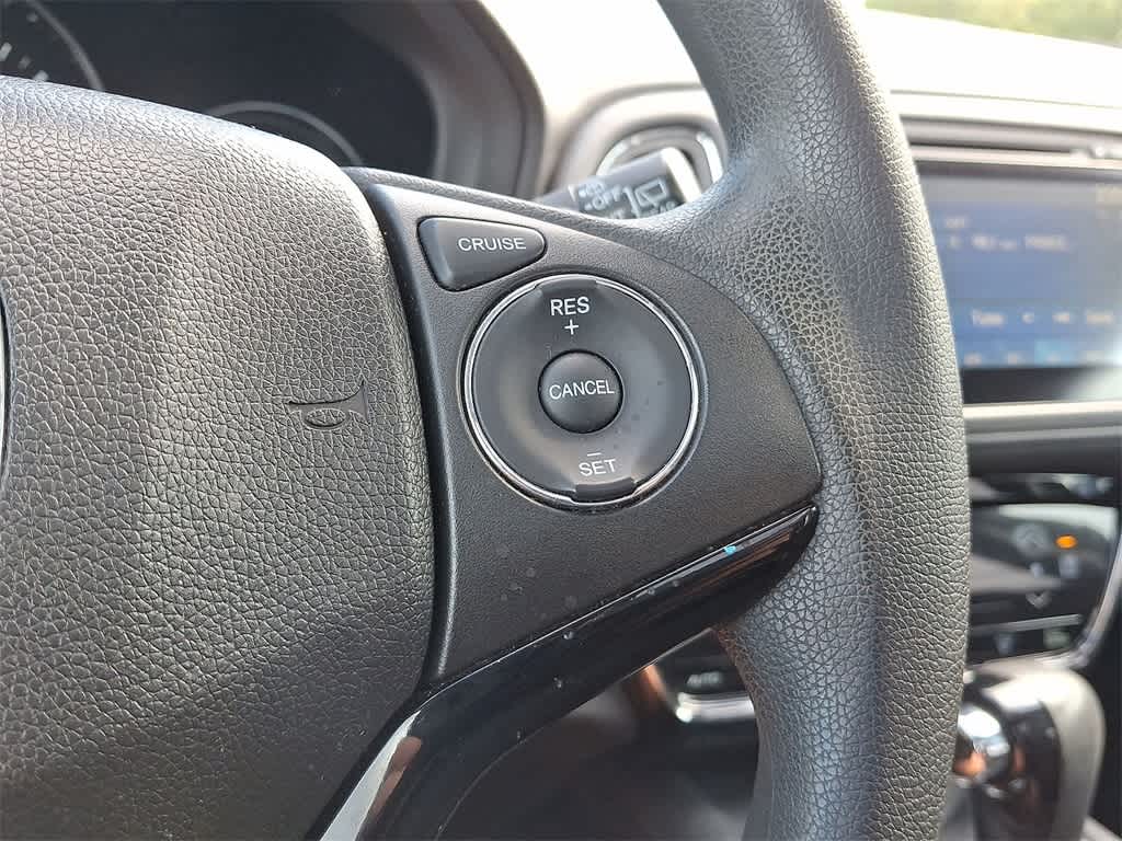 Thumbnail: 2016 Honda HR-V - 18