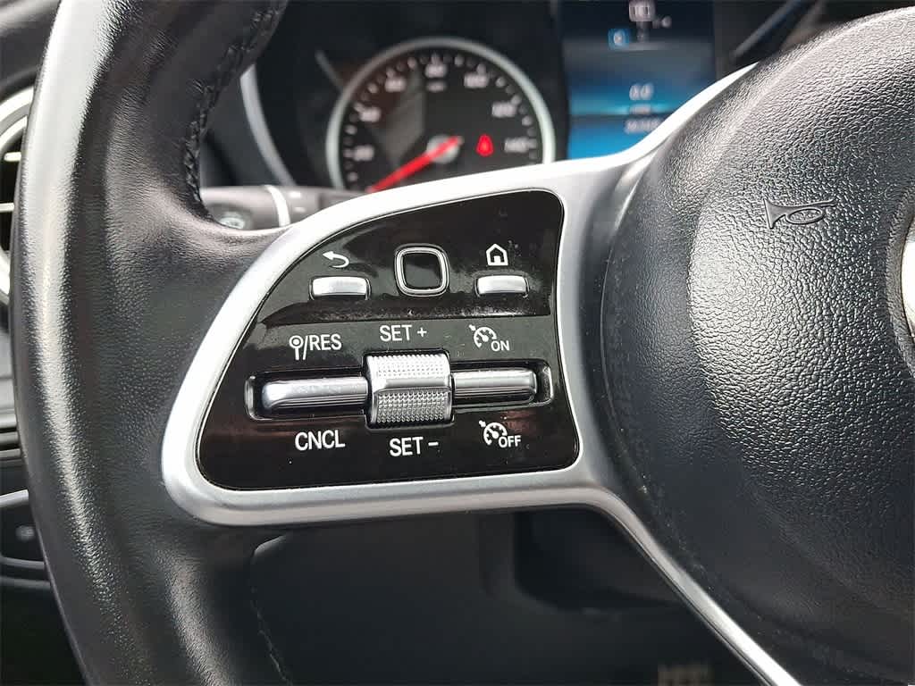 Thumbnail: 2022 Mercedes-Benz GLC - 17