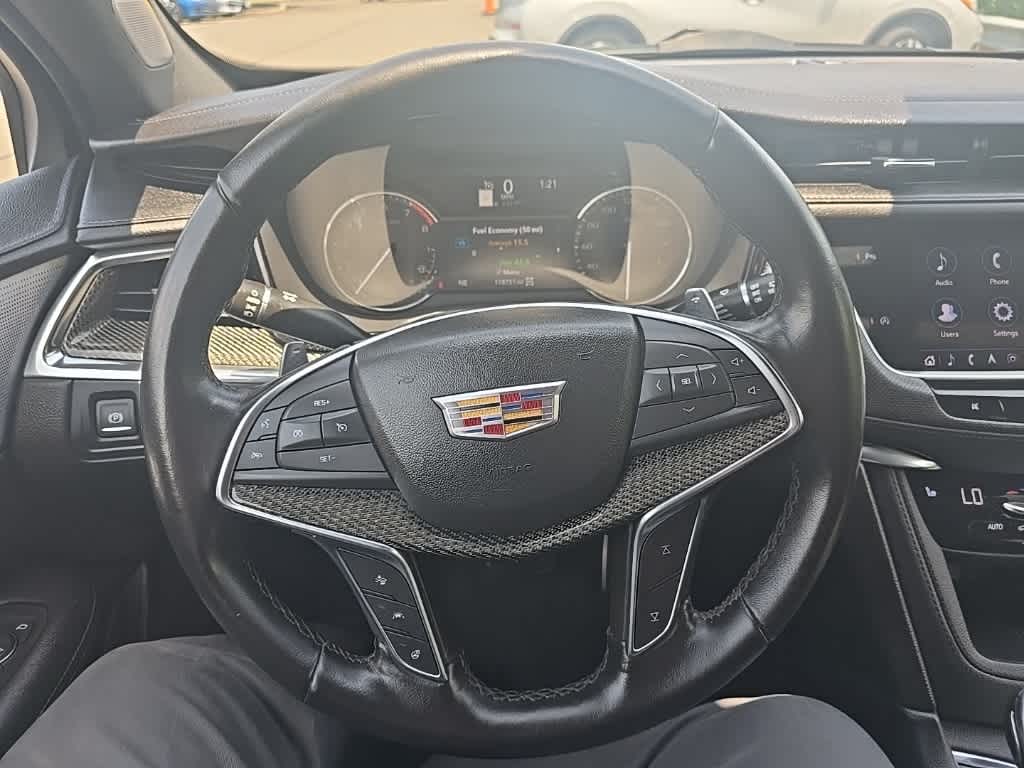 Thumbnail: 2021 Cadillac XT5 - 12