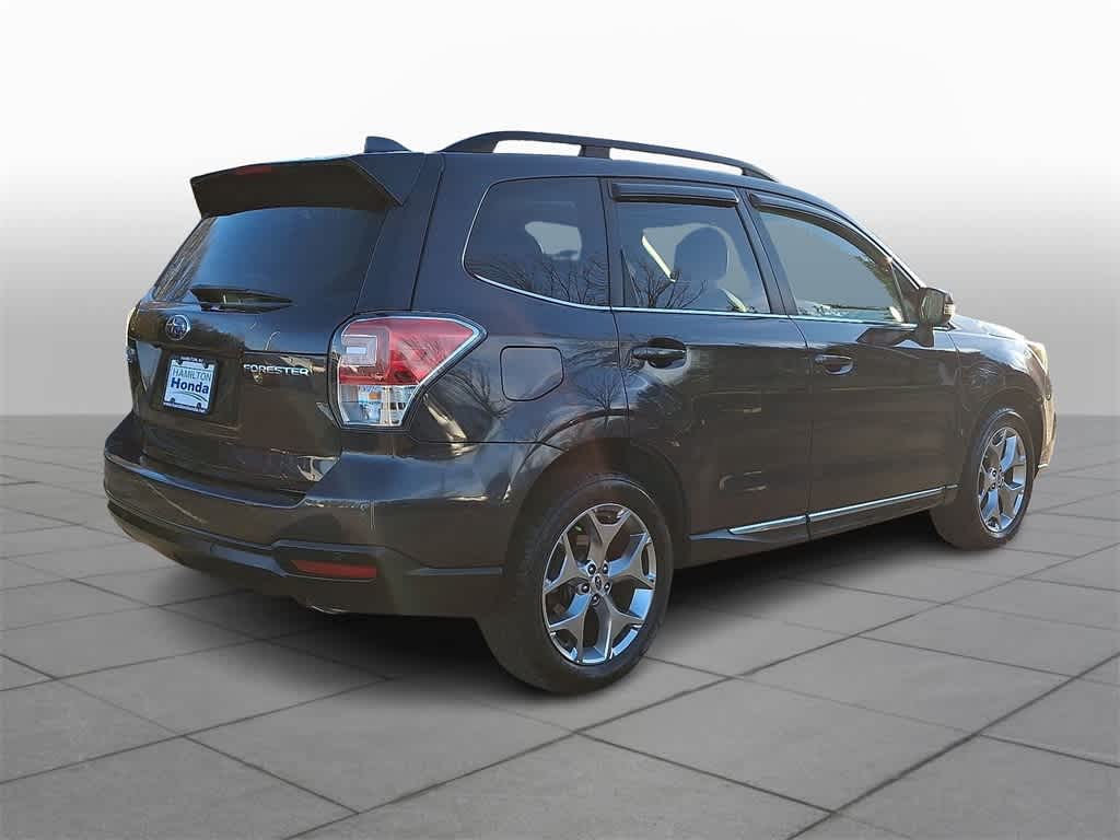 Thumbnail: 2018 Subaru Forester - 16