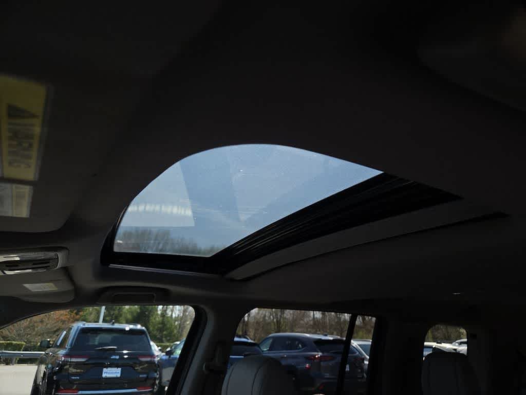 Thumbnail: 2015 Honda Pilot - 15