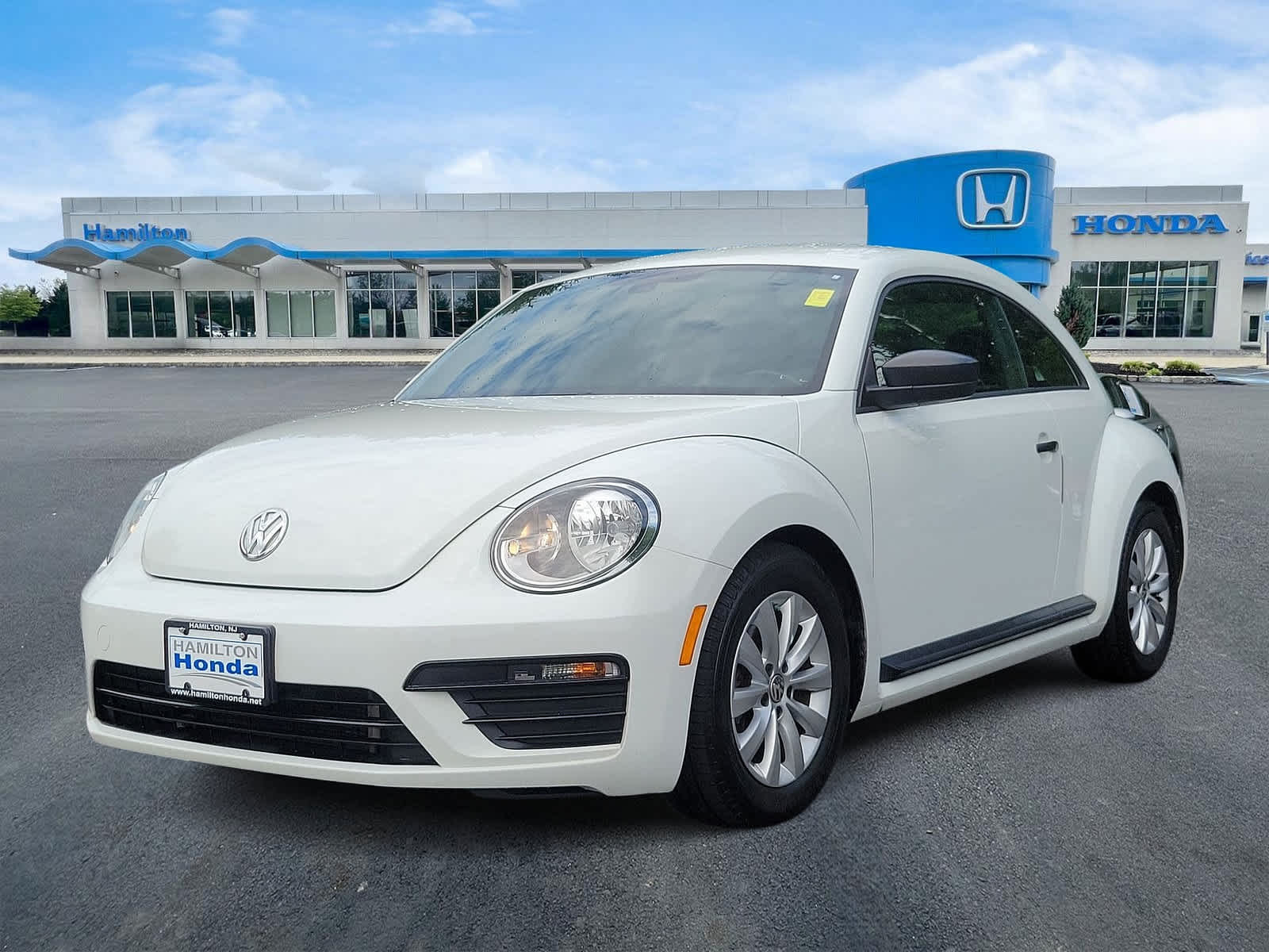 2017 Volkswagen Beetle S -
                Hamilton, NJ