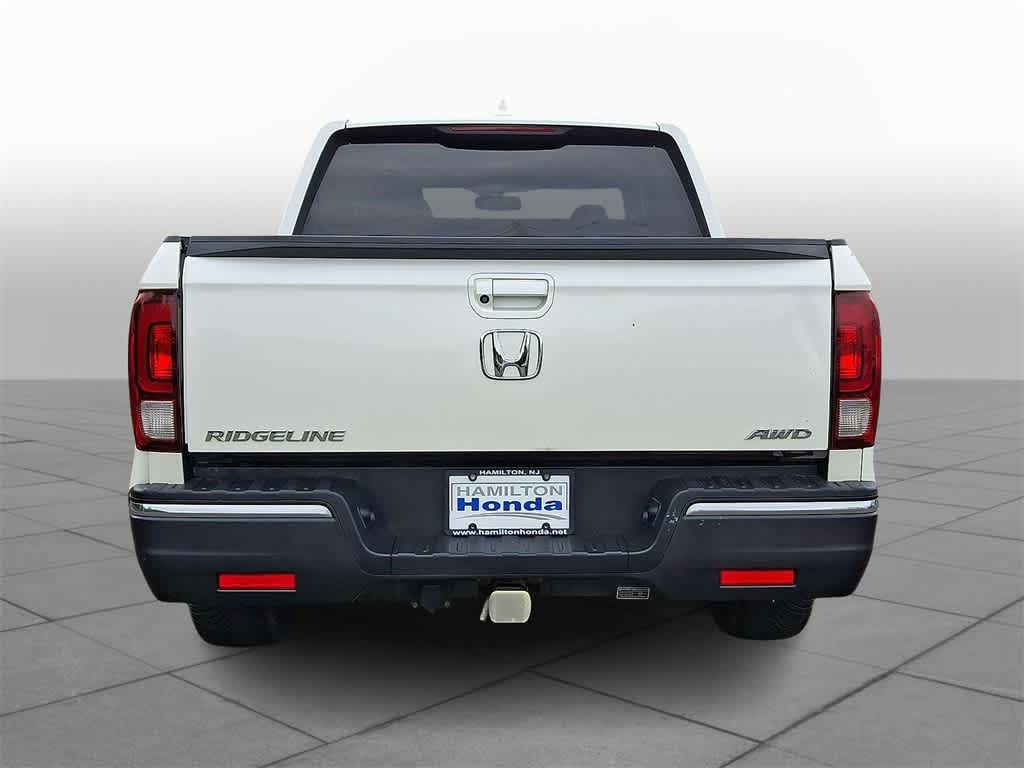 Thumbnail: 2017 Honda Ridgeline - 23