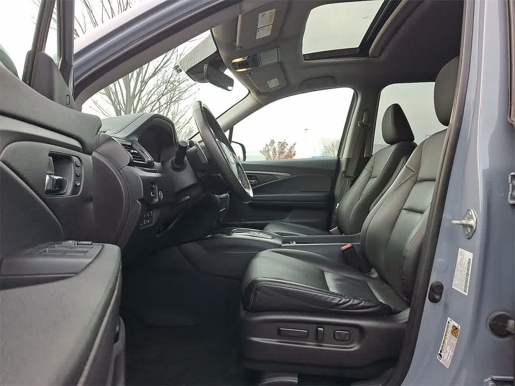 Thumbnail: 2023 Honda Ridgeline - 3