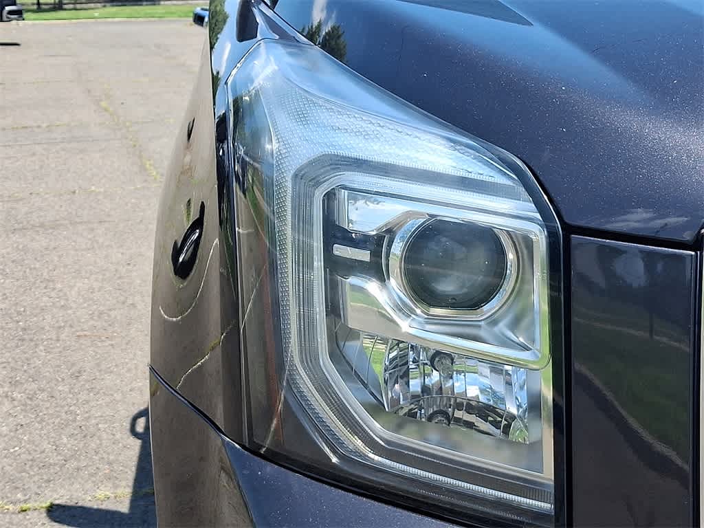 Thumbnail: 2017 GMC Yukon - 19
