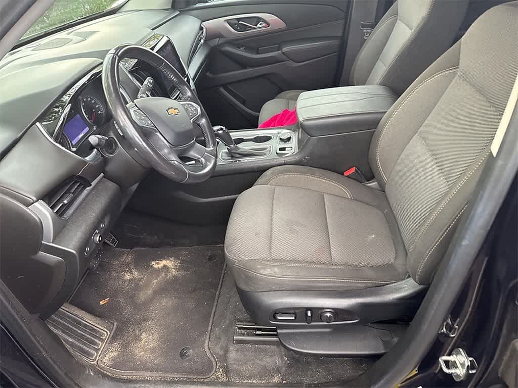 Thumbnail: 2020 Chevrolet Traverse - 8