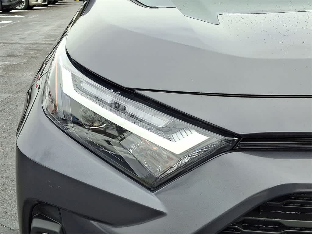 Thumbnail: 2022 Toyota RAV4 - 23