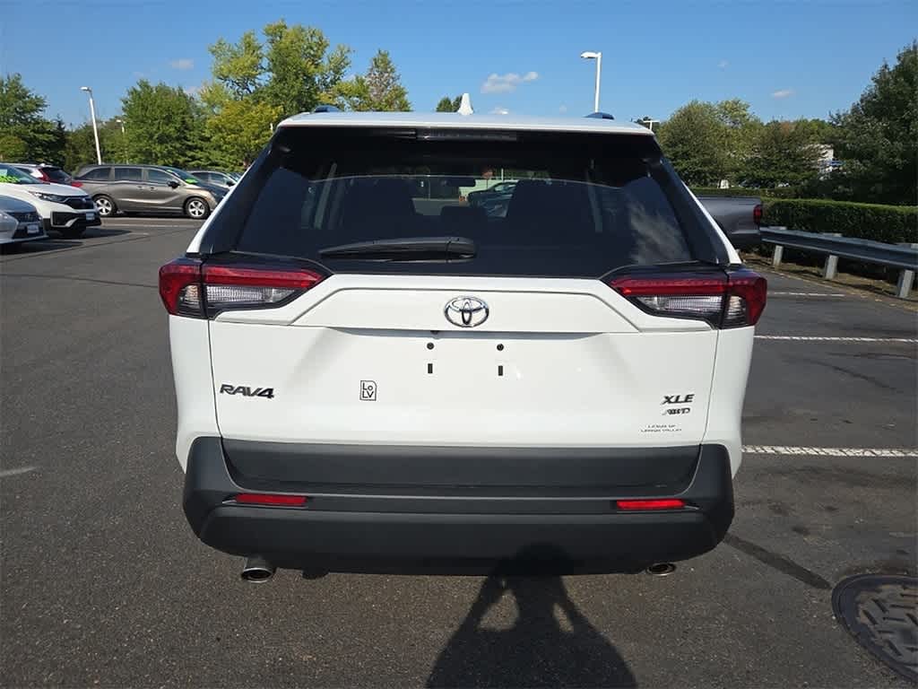 Thumbnail: 2023 Toyota RAV4 - 6