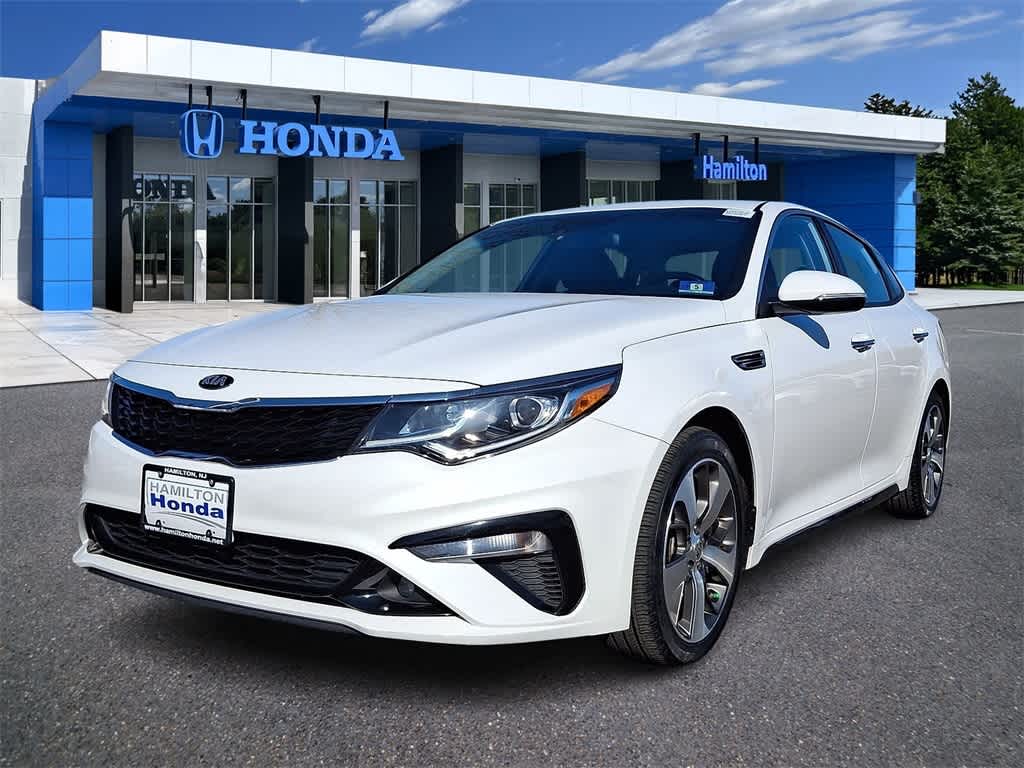 Thumbnail: 2020 Kia Optima - 1