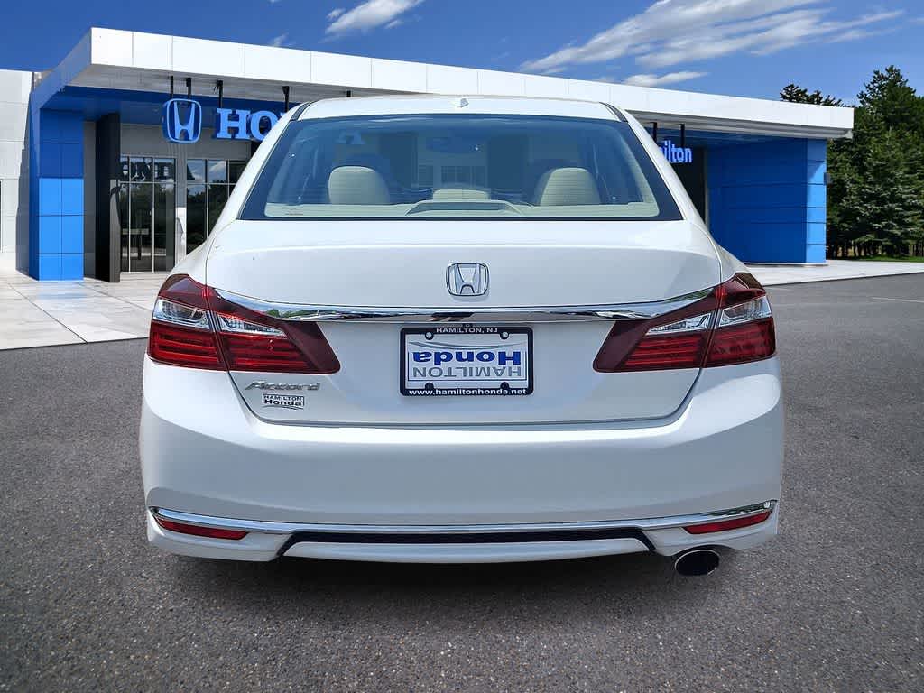 Thumbnail: 2017 Honda Accord - 23