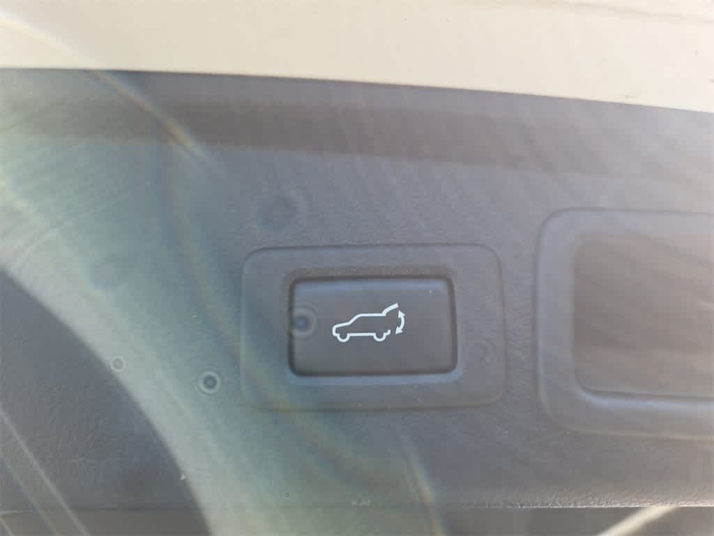 Thumbnail: 2016 Subaru Forester - 11