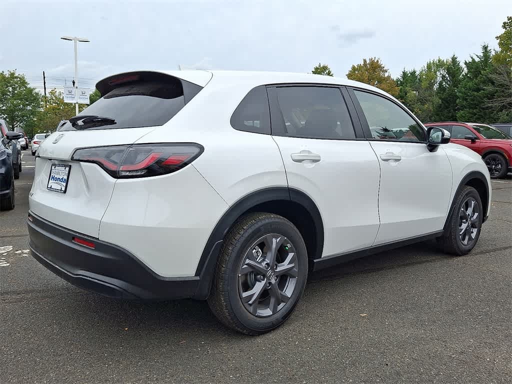 Thumbnail: 2026 Honda HR-V - 3