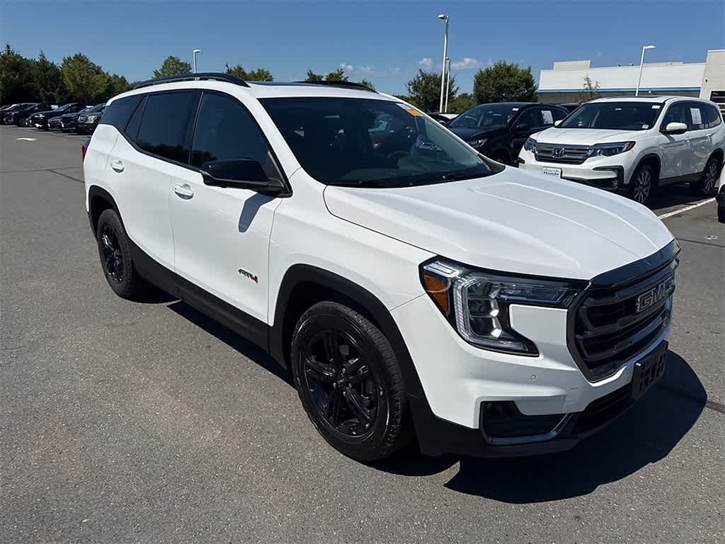 Thumbnail: 2022 GMC Terrain - 4