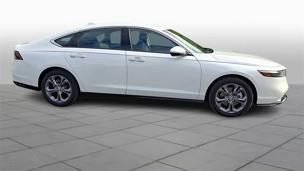 Thumbnail: 2025 Honda Accord - 9