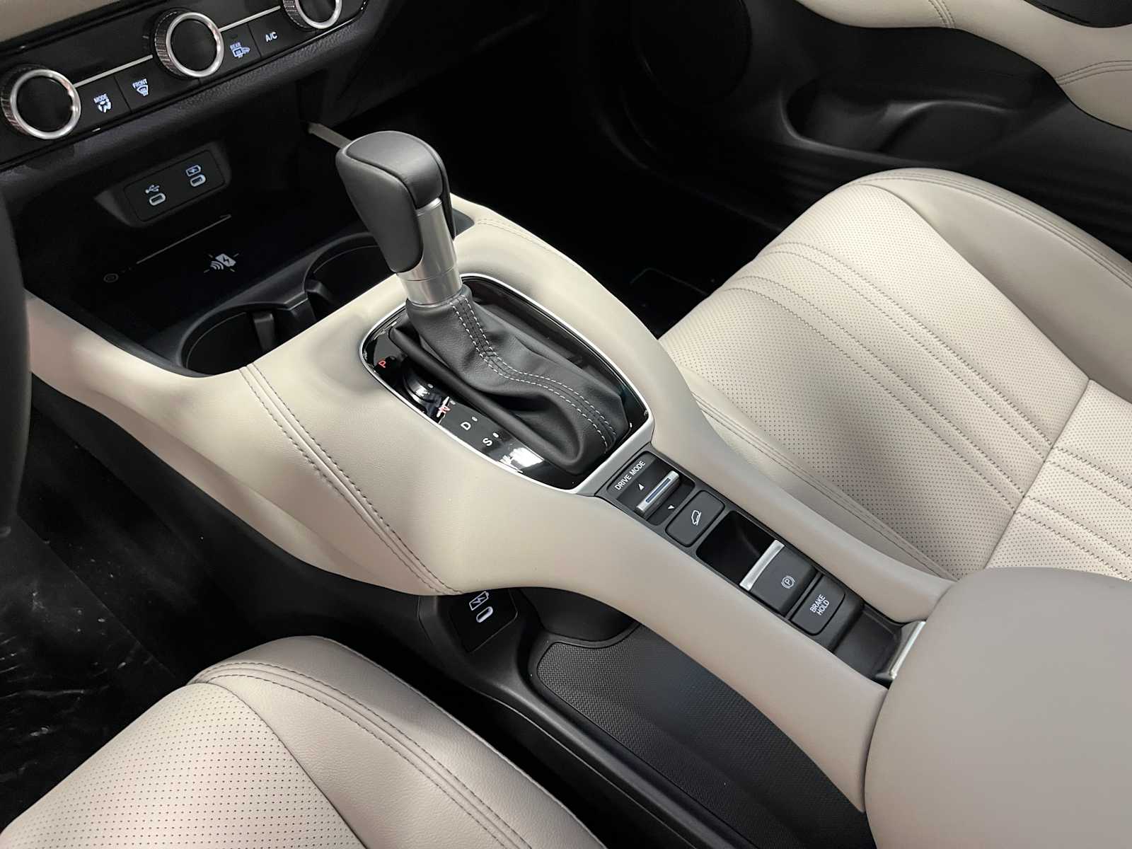 Thumbnail: 2026 Honda HR-V - 22