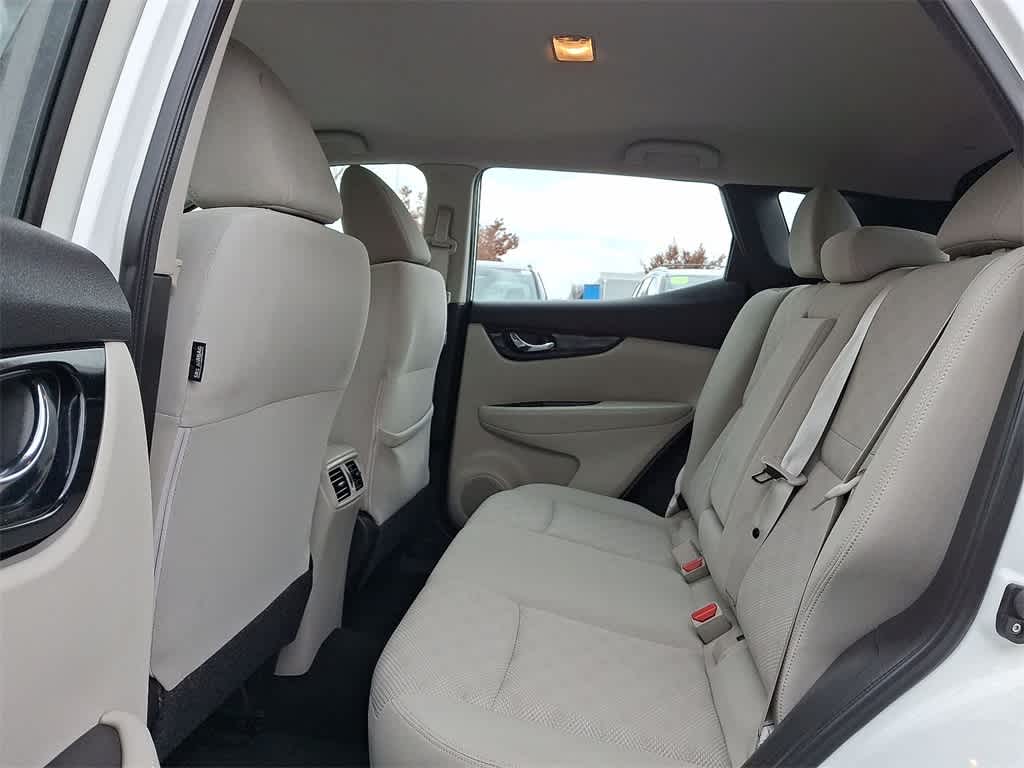 Thumbnail: 2019 Nissan Rogue Sport - 20