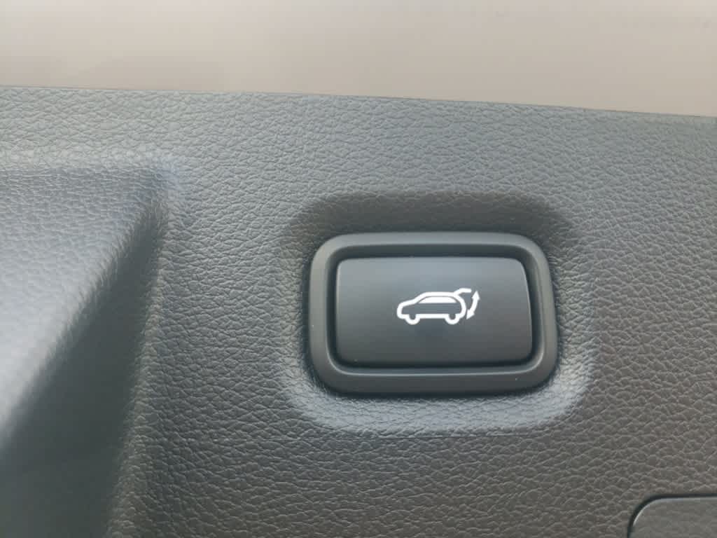 Thumbnail: 2022 Hyundai Santa Fe - 11