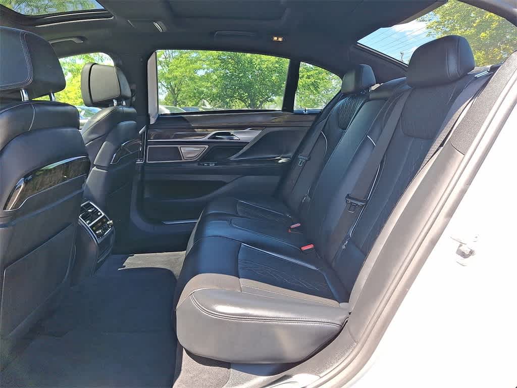 Thumbnail: 2018 BMW 7 Series - 20