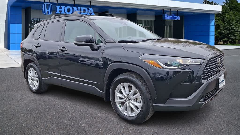 Thumbnail: 2022 Toyota Corolla Cross - 2