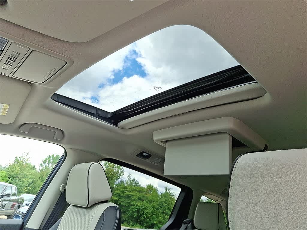 Thumbnail: 2026 Honda Odyssey - 14