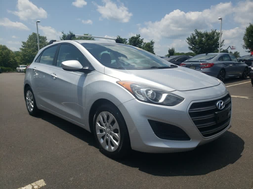 Thumbnail: 2016 Hyundai Elantra - 3