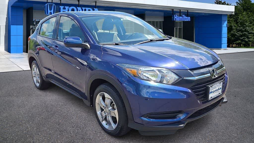 Thumbnail: 2017 Honda HR-V - 2