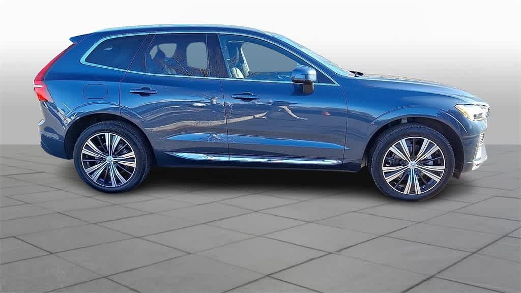 Thumbnail: 2022 Volvo XC60 - 9