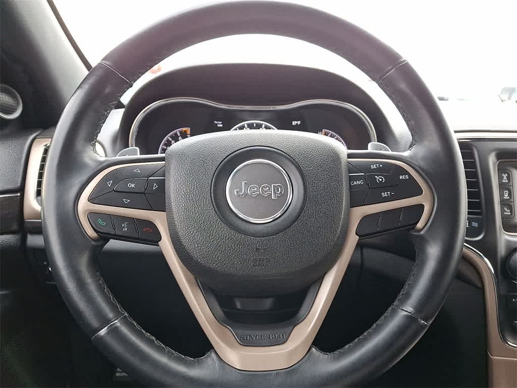 Thumbnail: 2015 Jeep Grand Cherokee - 16