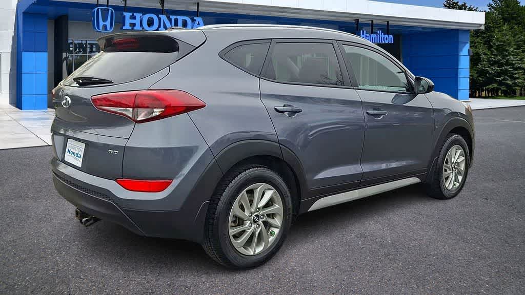 Thumbnail: 2017 Hyundai Tucson - 8