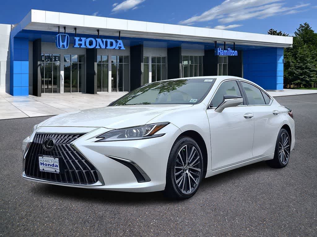 Thumbnail: 2023 Lexus ES - 1