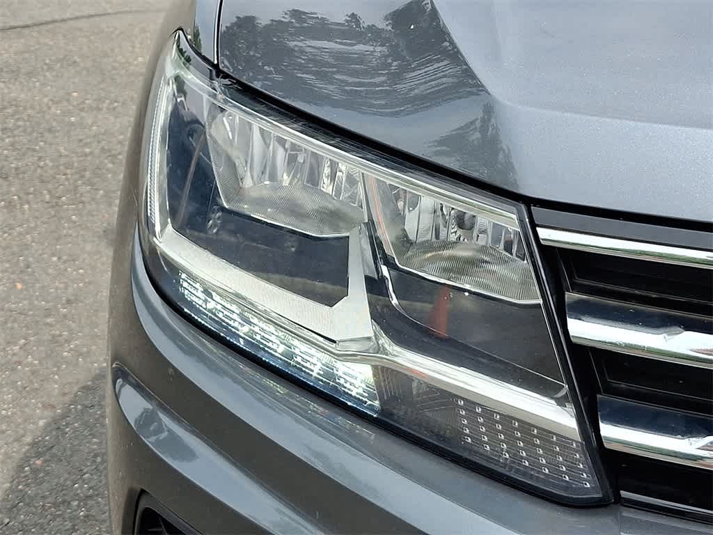 Thumbnail: 2021 Volkswagen Tiguan - 27