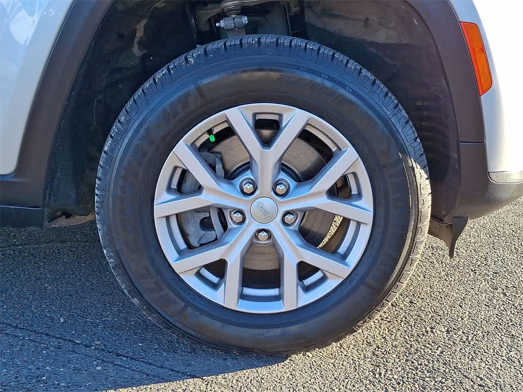 Thumbnail: 2022 Jeep Grand Cherokee L - 26