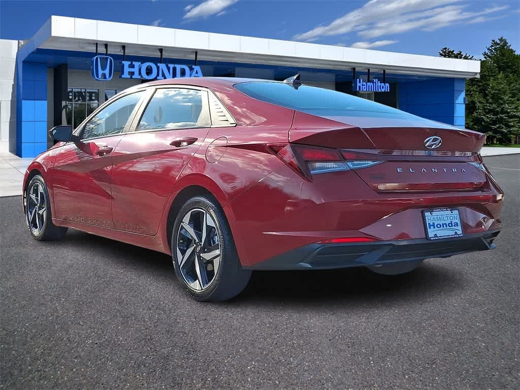 Thumbnail: 2023 Hyundai Elantra - 22