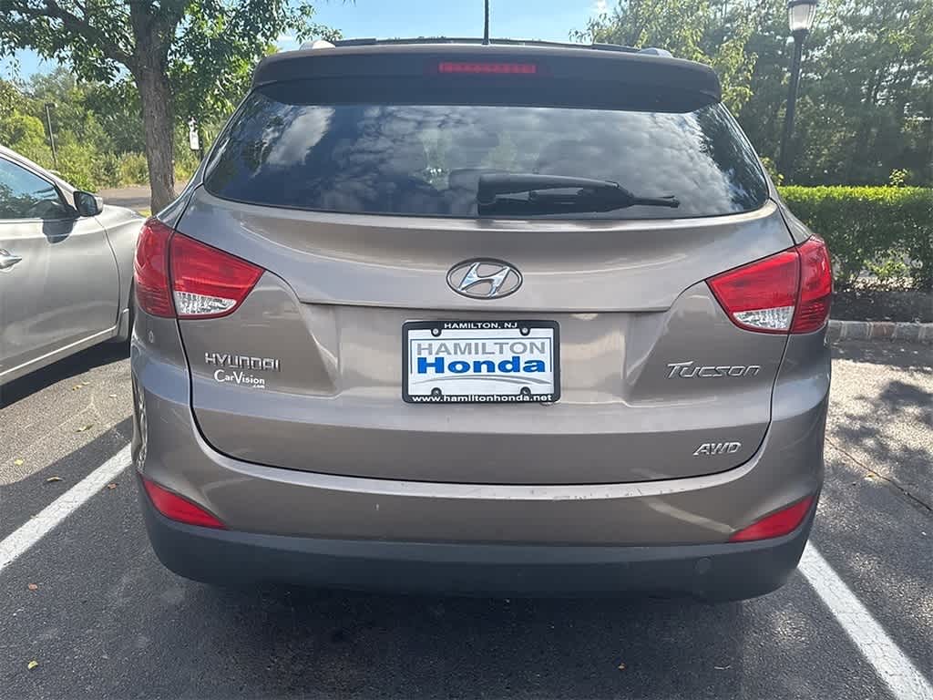 Thumbnail: 2013 Hyundai Tucson - 5