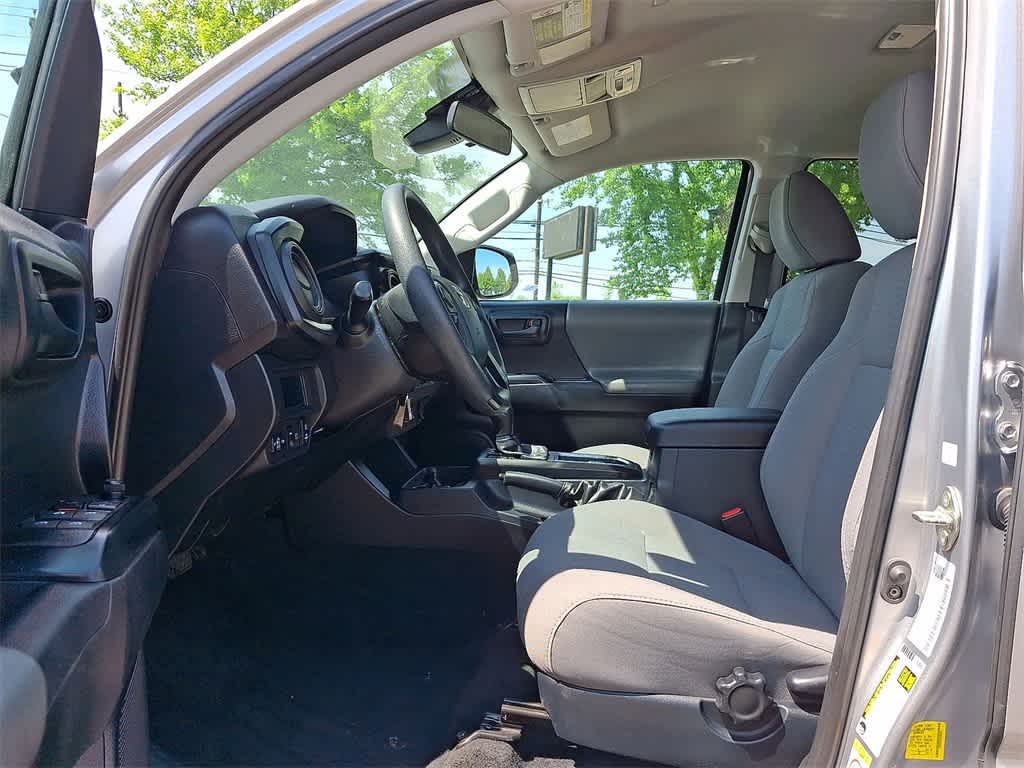 2019 Toyota Tacoma SR 11