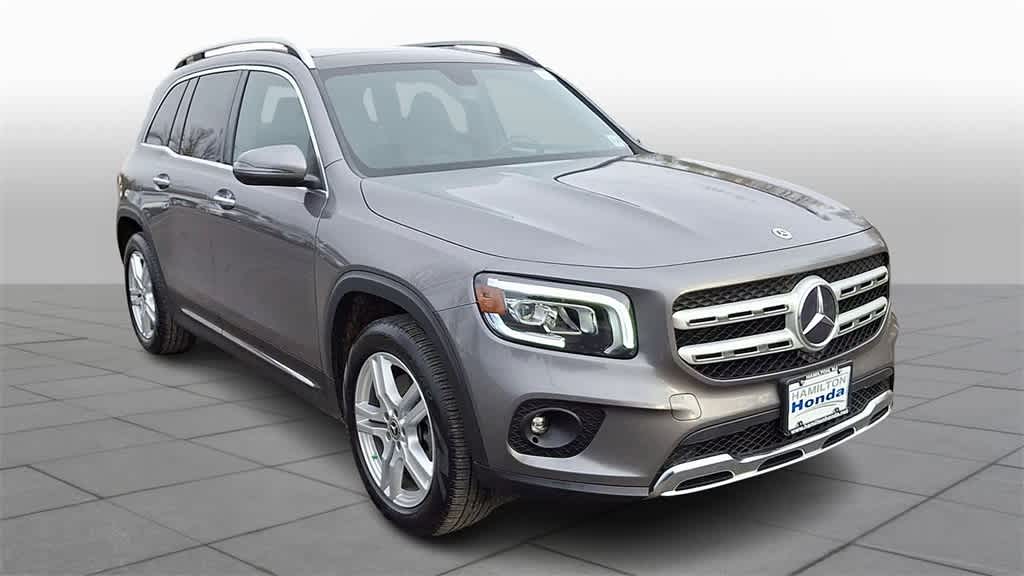 Thumbnail: 2021 Mercedes-Benz GLB - 2