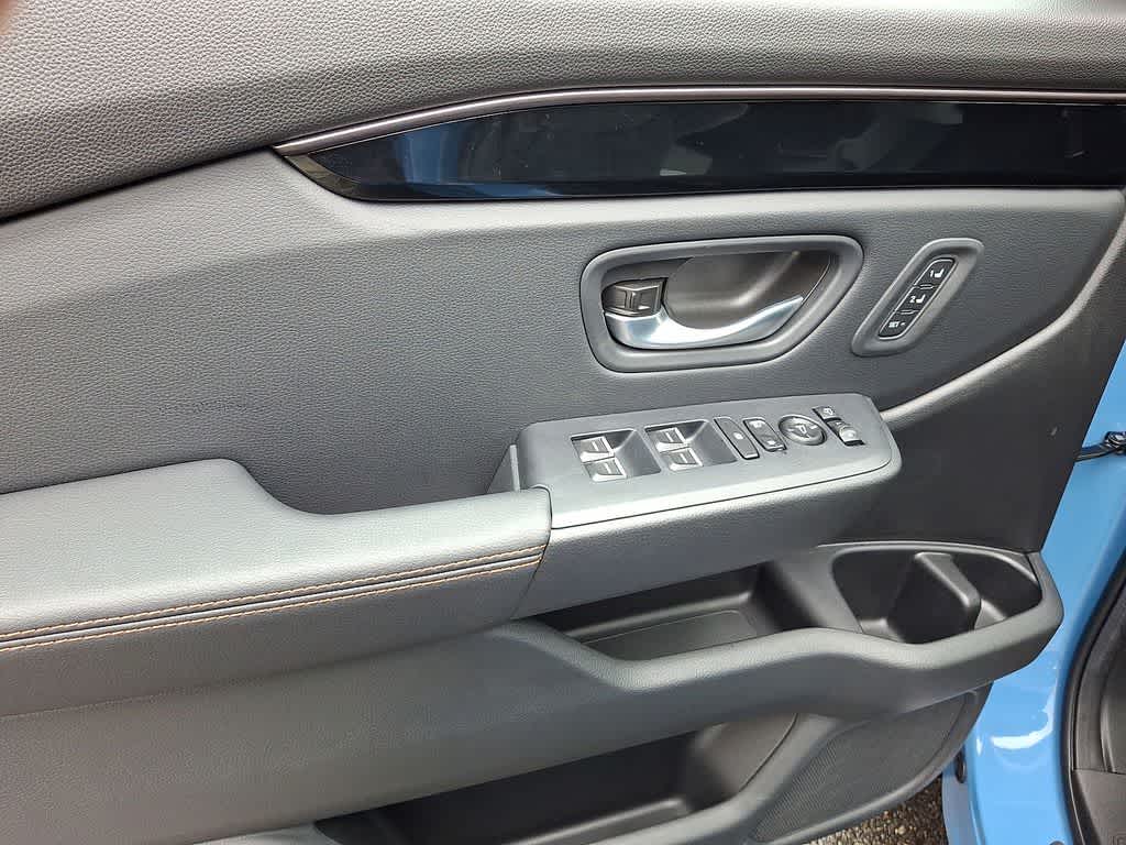 Thumbnail: 2025 Honda Pilot - 10