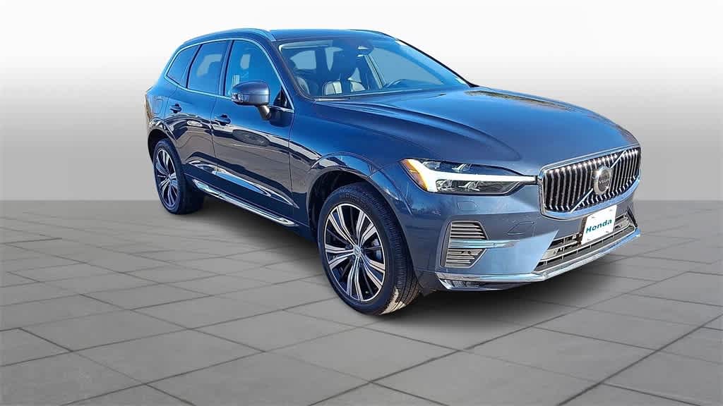 Thumbnail: 2022 Volvo XC60 - 2