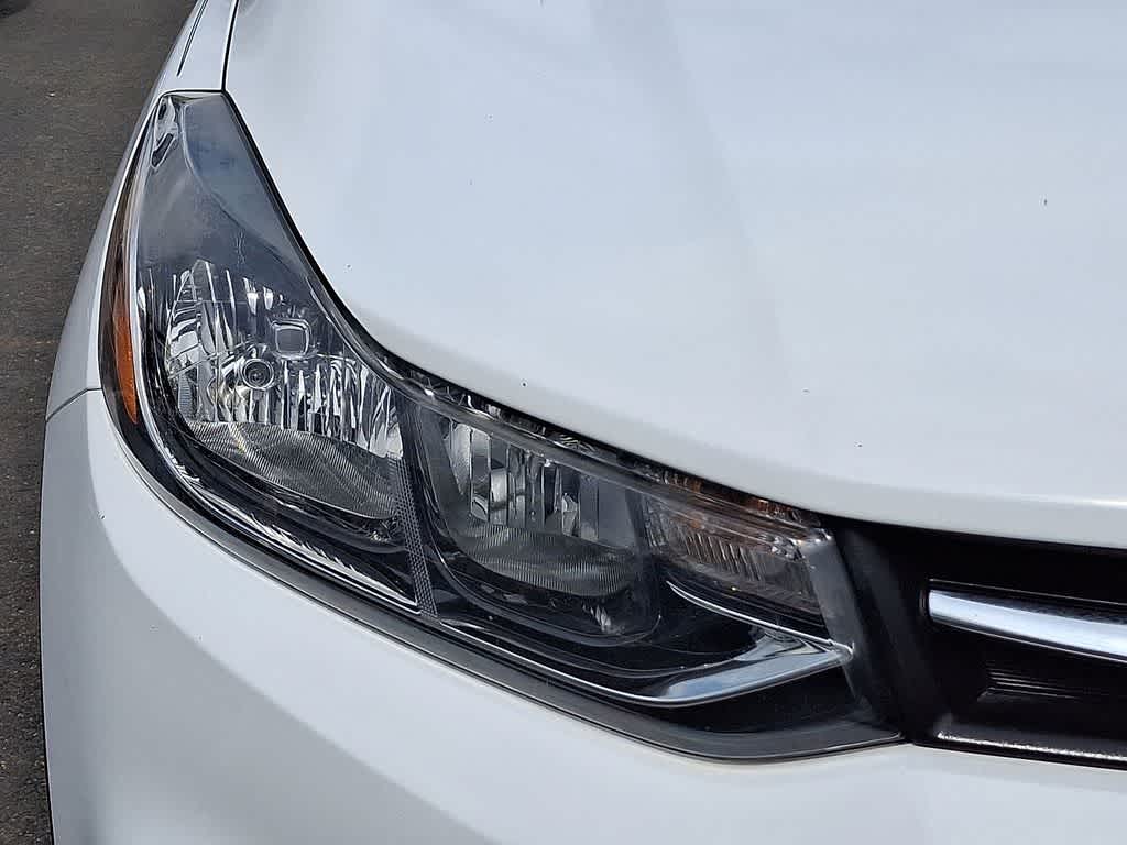 Thumbnail: 2017 Chevrolet Trax - 27