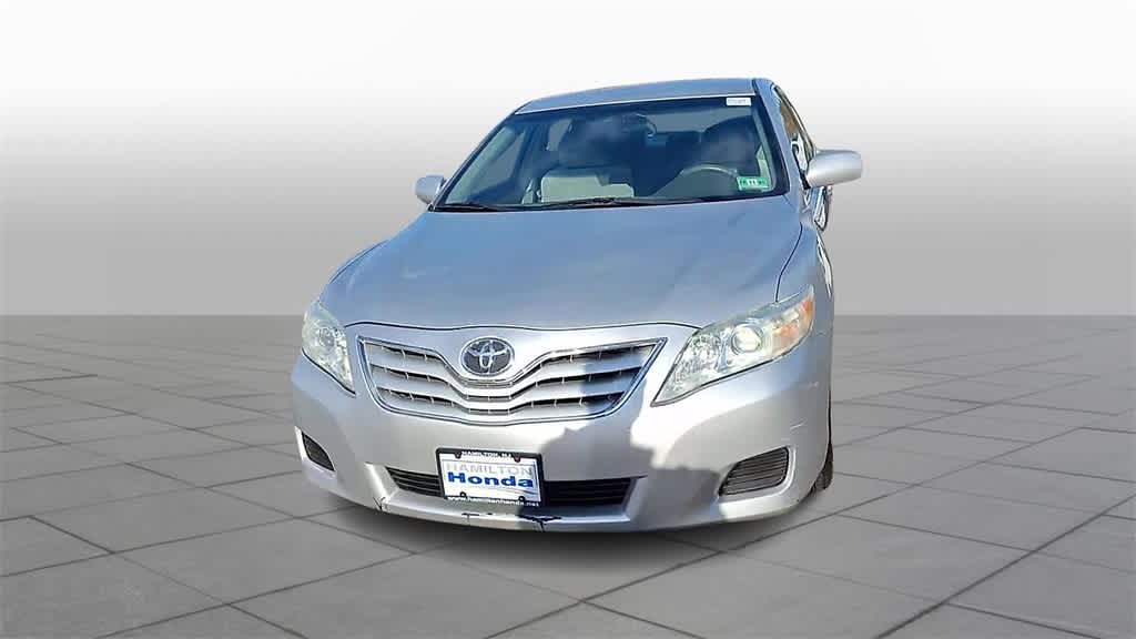 2010 Toyota Camry Base photo 3