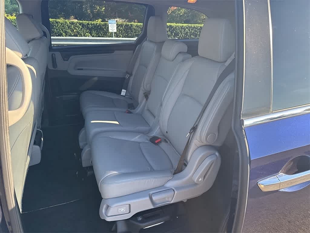 Thumbnail: 2018 Honda Odyssey - 9