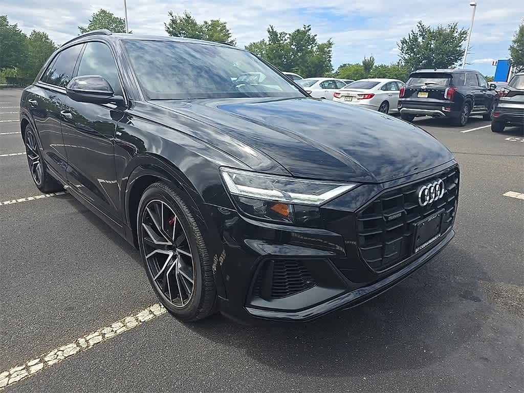 Thumbnail: 2020 Audi Q8 - 3