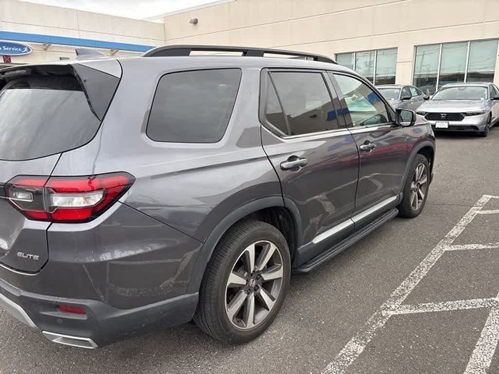 Thumbnail: 2023 Honda Pilot - 26