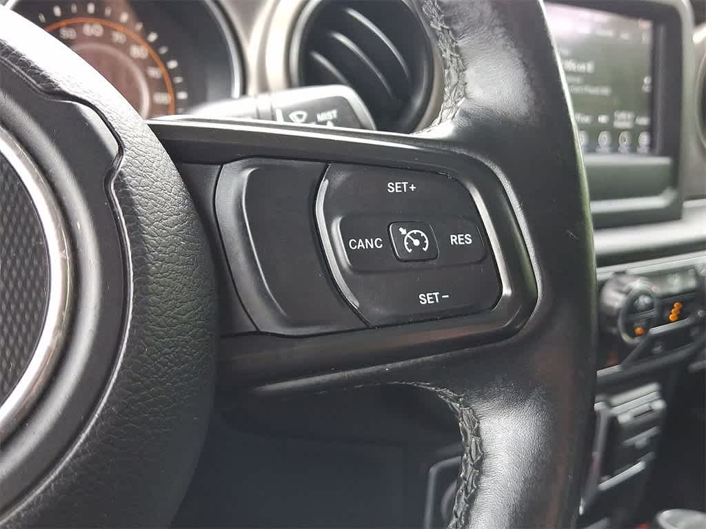 Thumbnail: 2021 Jeep Gladiator - 18
