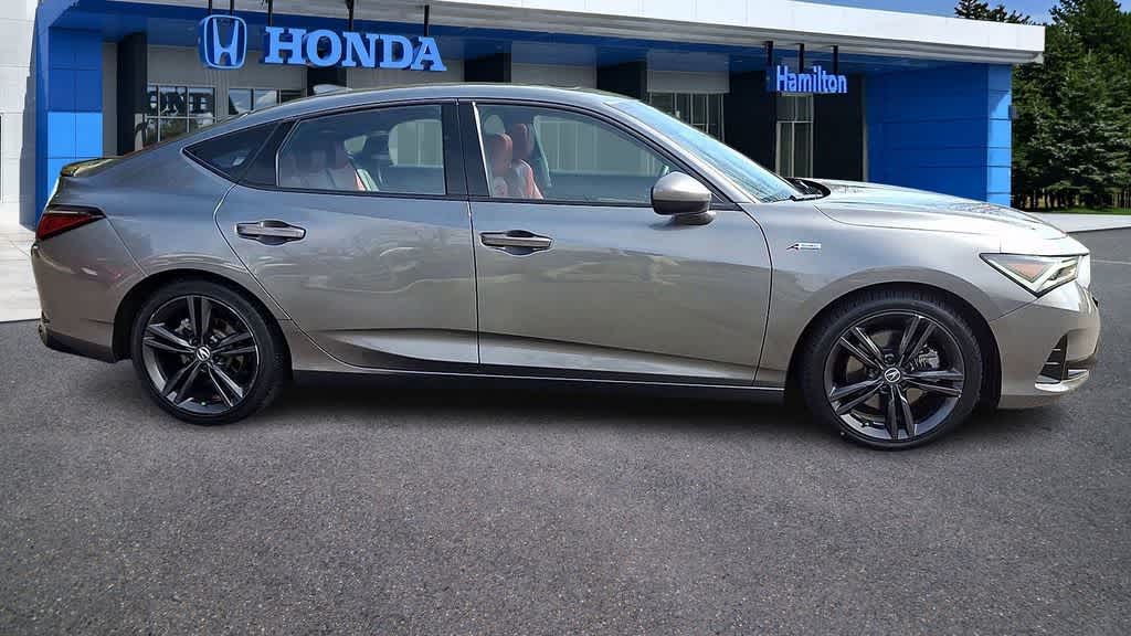 Thumbnail: 2023 Acura Integra - 9