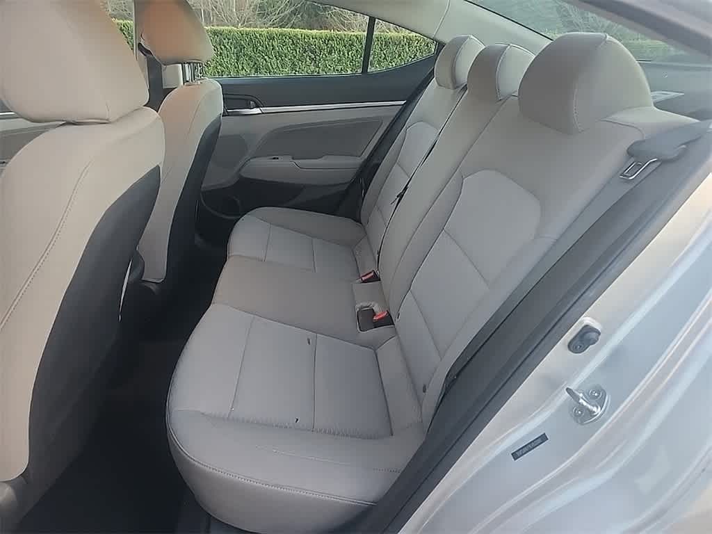 Thumbnail: 2020 Hyundai Elantra - 13